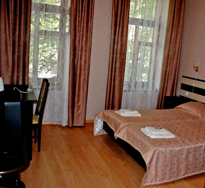 Elegia Hotel Charkiw Zimmer foto